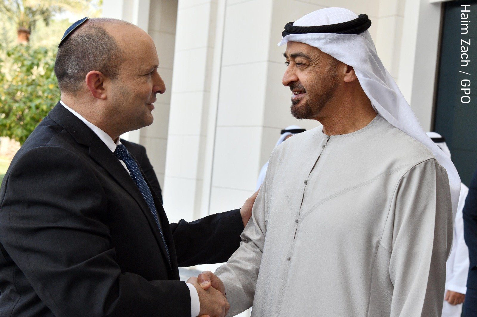 ما يحتاج لسنوات أُنجز خلال أسابيع! بينيت يفصح عن حديث دار بينه وبين محمد بن زايد في شرم الشيخ