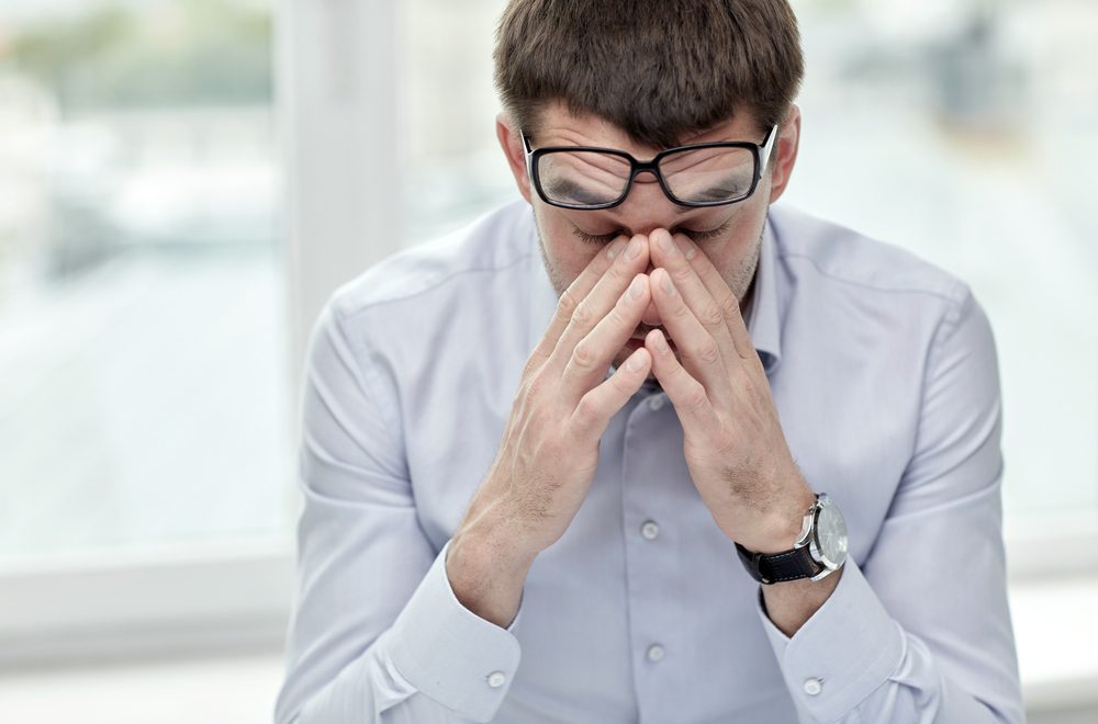 أسباب وأعراض ارتفاع ضغط العين ومخاطره