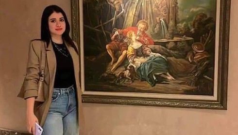 فيديو مؤثر لوالدة الفتاة التي ذبحها زميلها بمصر.. شاهدتها في الغُسل وكشفت تفاصيل جديدة عن الحادثة