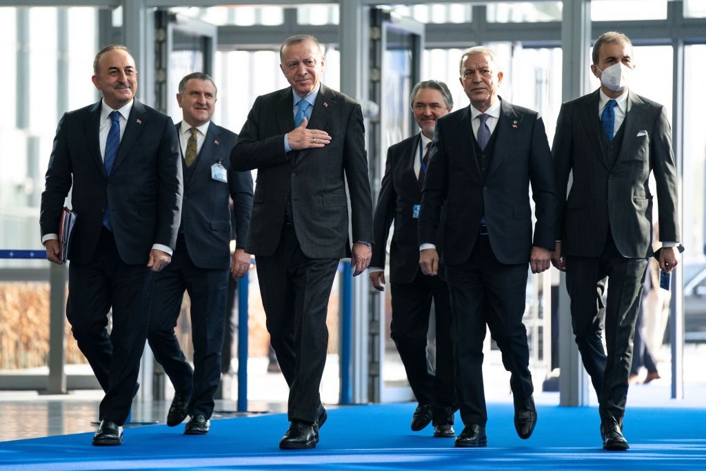 قمة مرتقبة لأردوغان مع أمين الناتو وزعيمي السويد وفنلندا.. قالن: تركيا تنتظر موقفاً واضحاً لا لبس فيه
