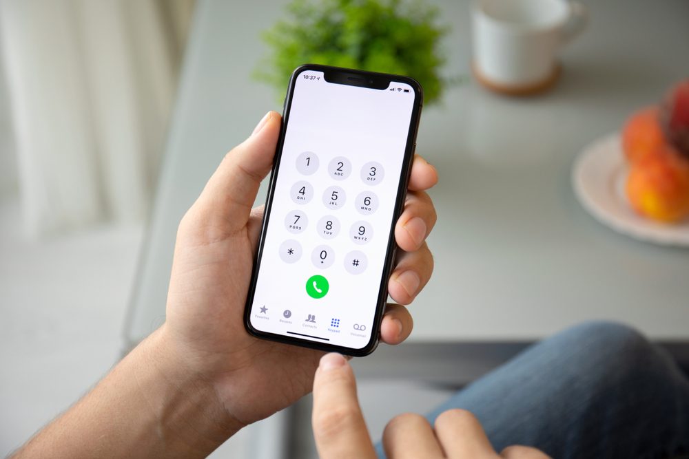 أغلاها بيع بـ2.3 مليون دولار! أرقام هواتف “مميزة” بأسعار خيالية، “قد تجلب الحظ” أحياناً