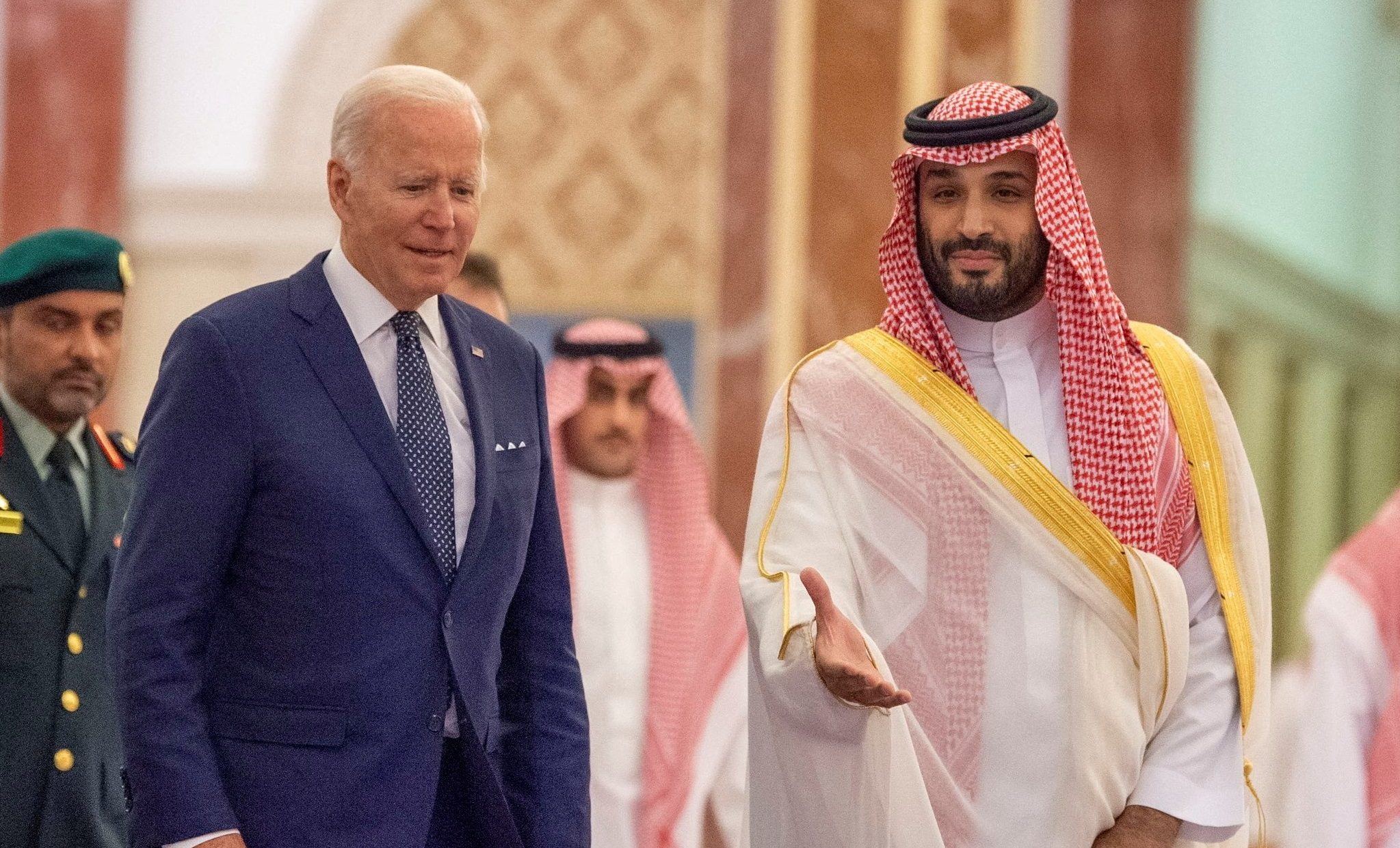 محمد بن سلمان الشرق الأوسط