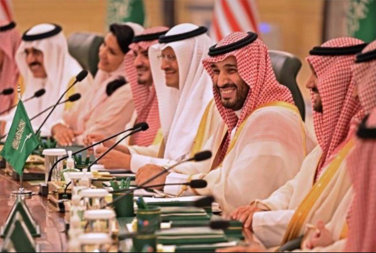 صحفية أمريكية “تُحرج” بايدن في لقائه مع “بن سلمان”.. صرخت فيه قائلة: هل السعودية منبوذة؟! (فيديو)