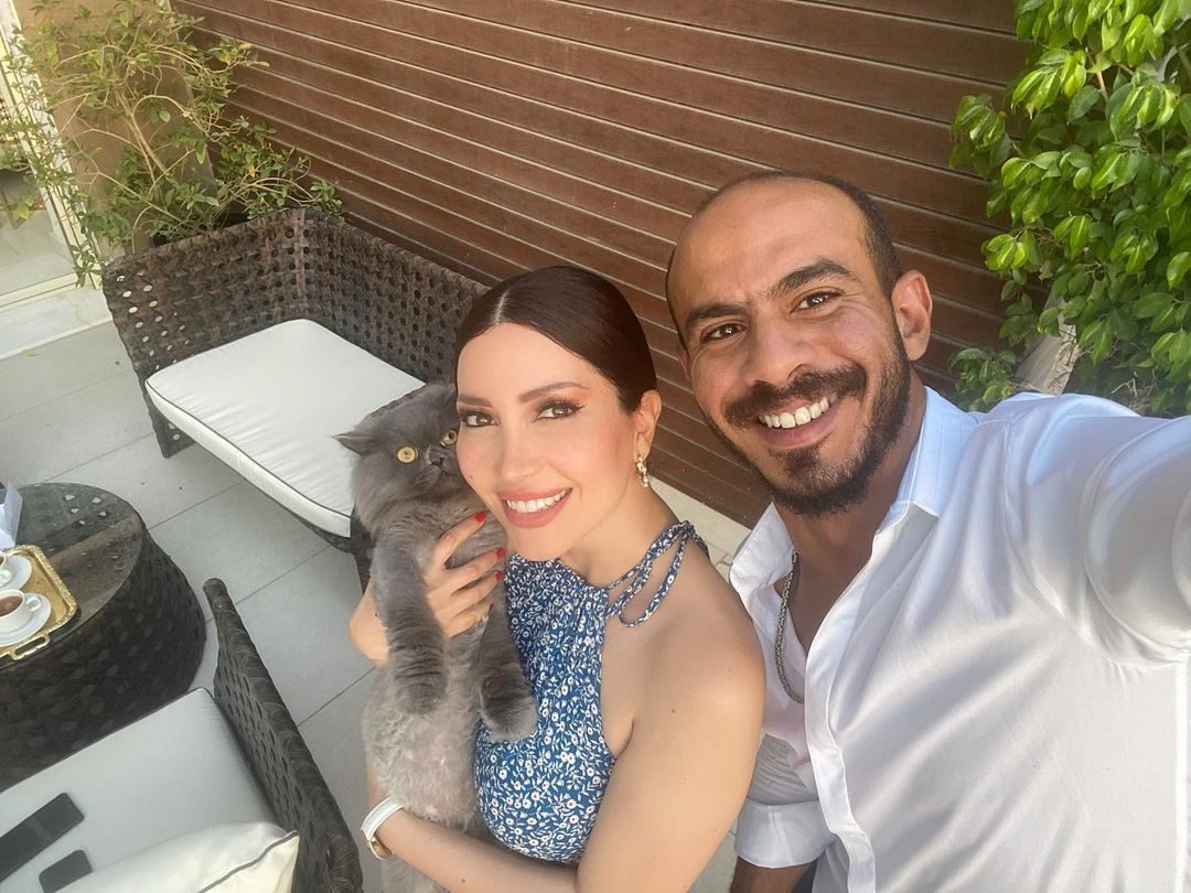 Social Media/ هل انفصلت نسرين طافش عن زوجها؟