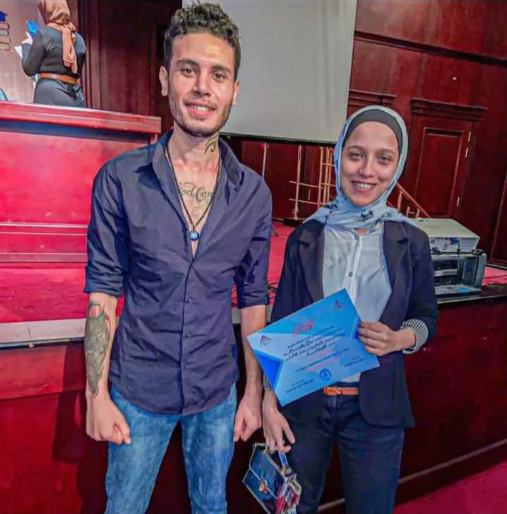 فتاة الزقازيق سلمى بهجت برفقة صديقها الذي قتلها لرفضها الخطبة منه/ مواقع التواصل الاجتماعي