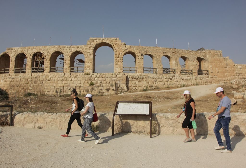 اللوحات الإرشادية في الأردن