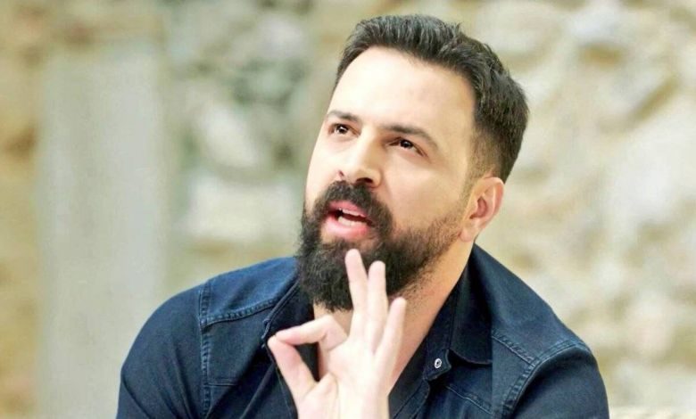 تيم حسن يعرض مكافأة لمن يساعده في استرجاع “وديعته البنكية”.. فيديو من حفل إطلاقه فيلم “الهيبة”