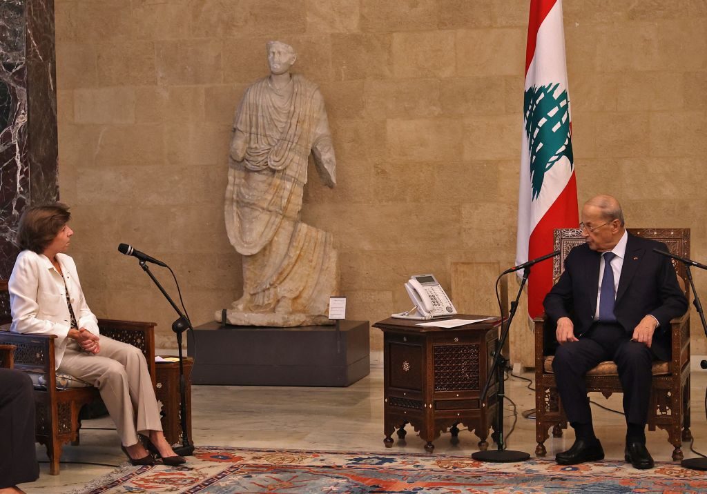 وزيرة خارجية فرنسا تصل بيروت بعد اتفاق الحدود مع إسرائيل.. باريس:  “توتال” ستبدأ الكشف عن النفط