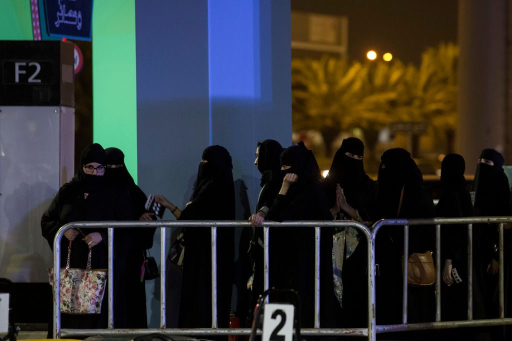 حالة طلاق كل 10 دقائق بالسعودية.. زيادة غير مسبوقة في معدلات الانفصال، ومحامٍ يوضح الأسباب