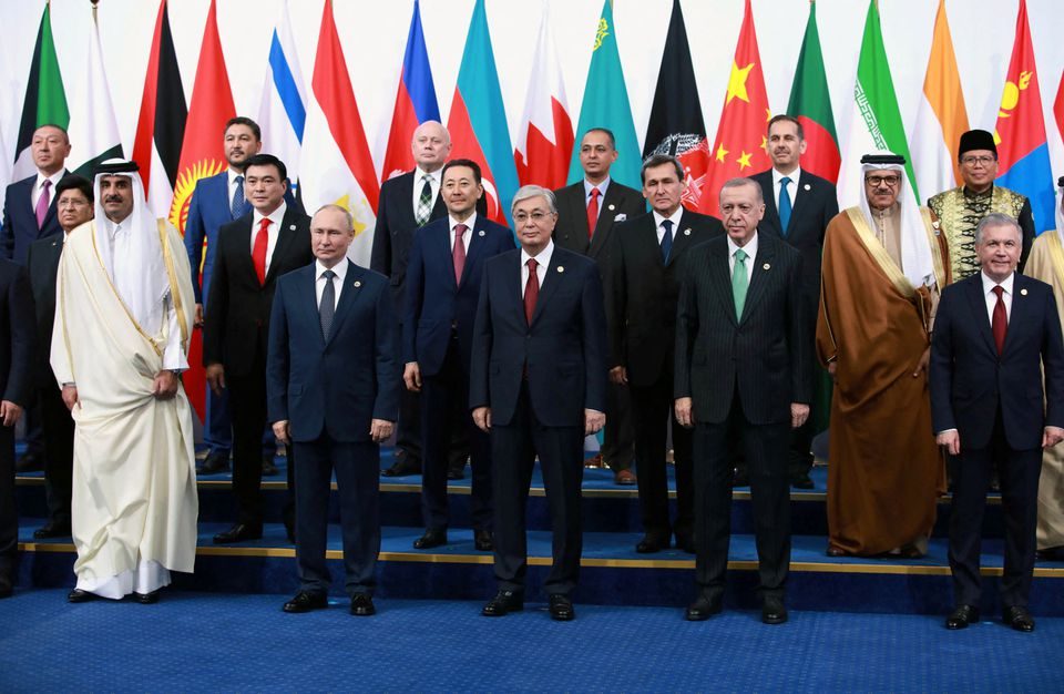 بها مصر وقطر والإمارات وتركيا.. ما قصة مجموعة “سيكا” التي تريدها روسيا في مواجهة الغرب؟