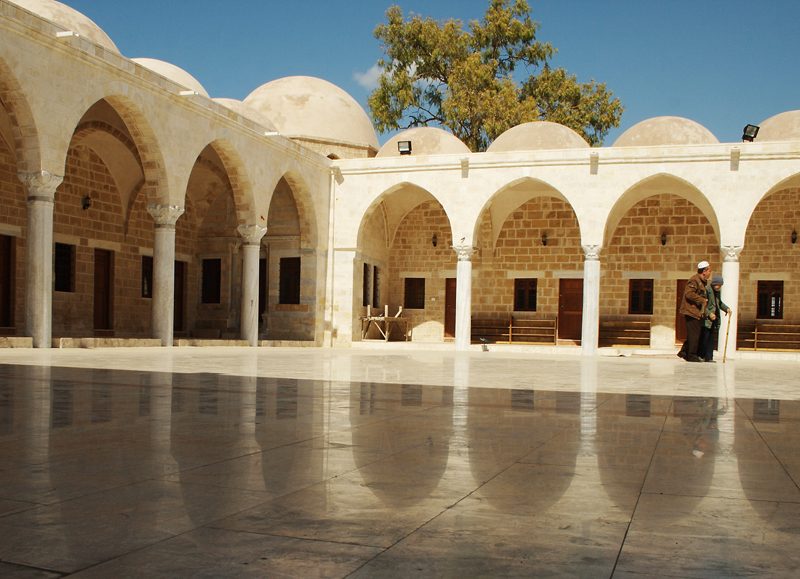مسجد السيد هاشم.. حكاية قبر جد النبي محمد وتسمية مدينة غزة على اسمه