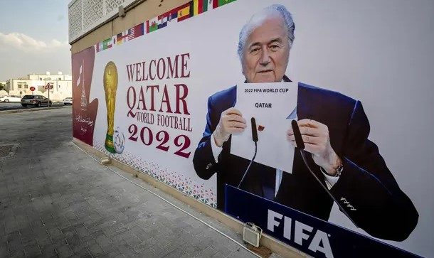 ارتفاع عائدات بطولة كأس العالم لكرة القدم بأكثر من مليار دولار في نسخة قطر.. “الغارديان” تكشف الأسباب