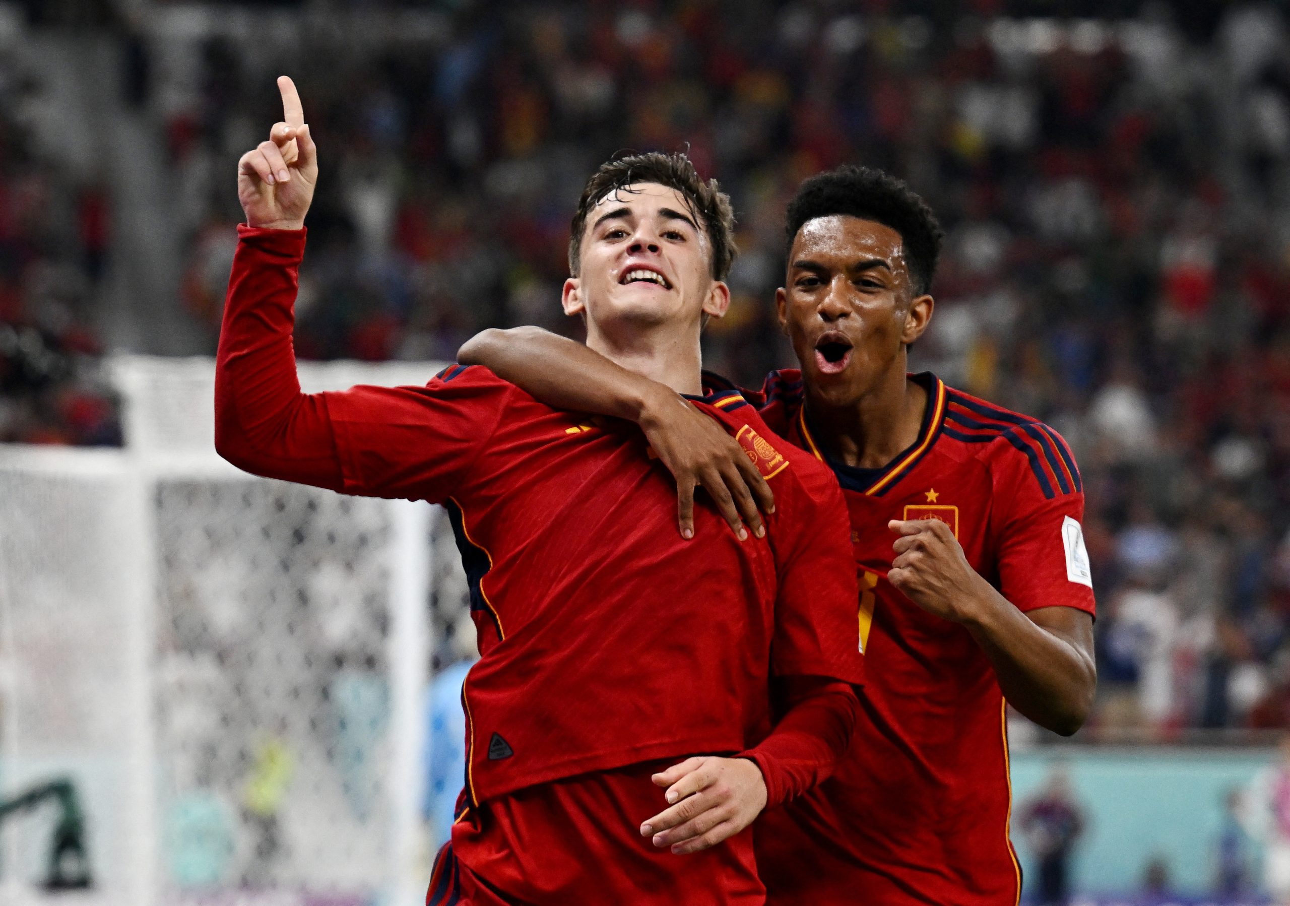 اللاعب الإسباني غابي يدخل التاريخ.. أصبح أصغر لاعب يسجل هدفاً بكأس العالم منذ الأسطورة بيليه