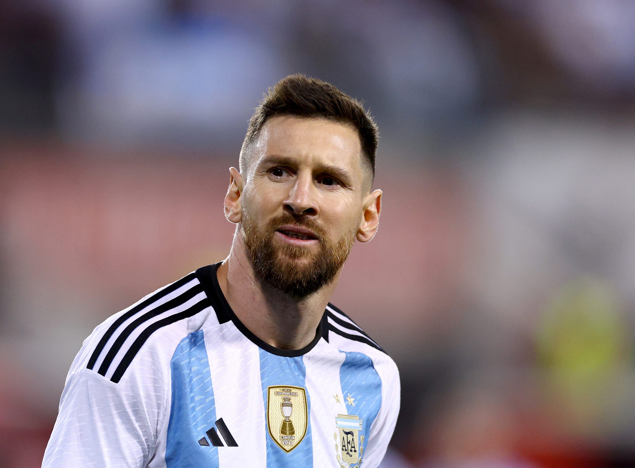 مقطع فيديو يتسبب ببكاء ميسي - gettyimages