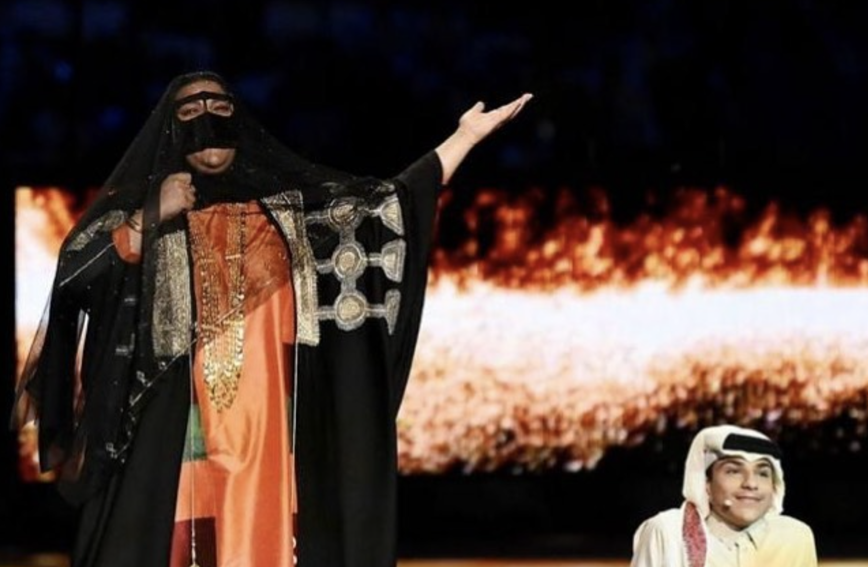 موهبة شابة بحلم كبير.. من هي الفنانة القطرية دانة التي غنّت في حفل افتتاح وختام مونديال كأس العالم 2022؟