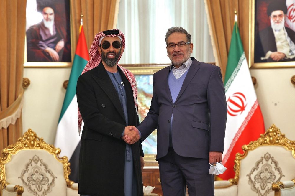 إيران تواصل تعزيز علاقتها مع الخليج.. أكبر مسؤول أمني بطهران يصل الإمارات لإجراء محادثات رفيعة المستوى