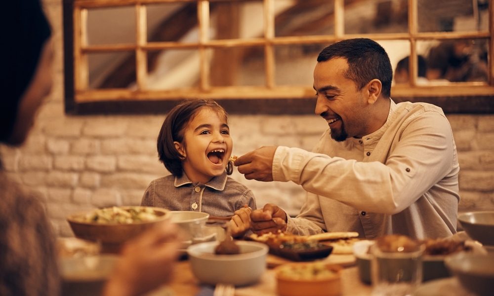 كيف تخفف من الإحساس بالجوع وتحافظ على مستوى عالٍ من الطاقة في رمضان؟ السر فيما تتناوله على الإفطار
