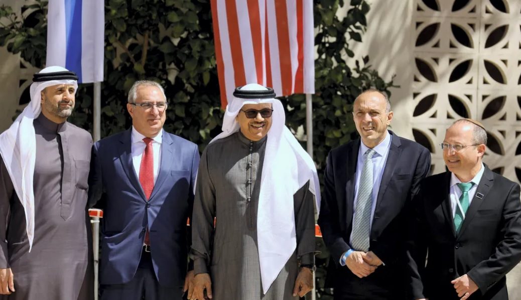 الاتحاد الأوروبي يغرم “ميتا” 1,3 مليار دولار.. اتهمها بانتهاك شروط القوانين الخاصة بحماية البيانات