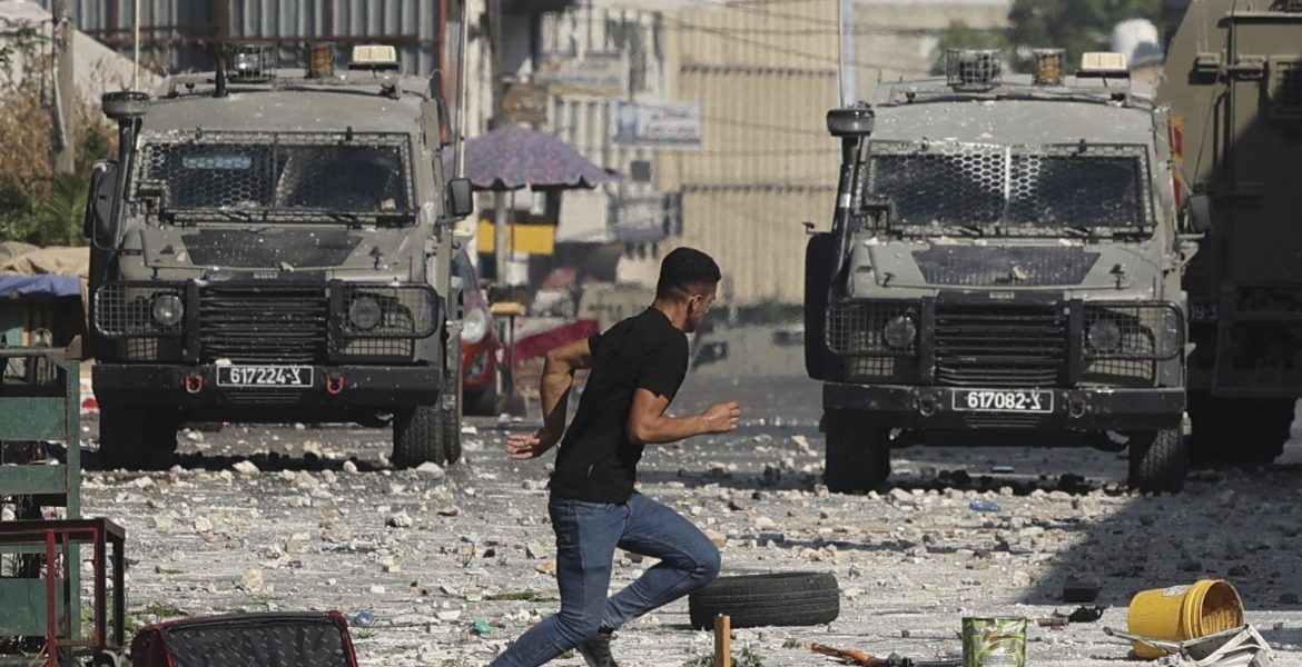 الفلسطينيين