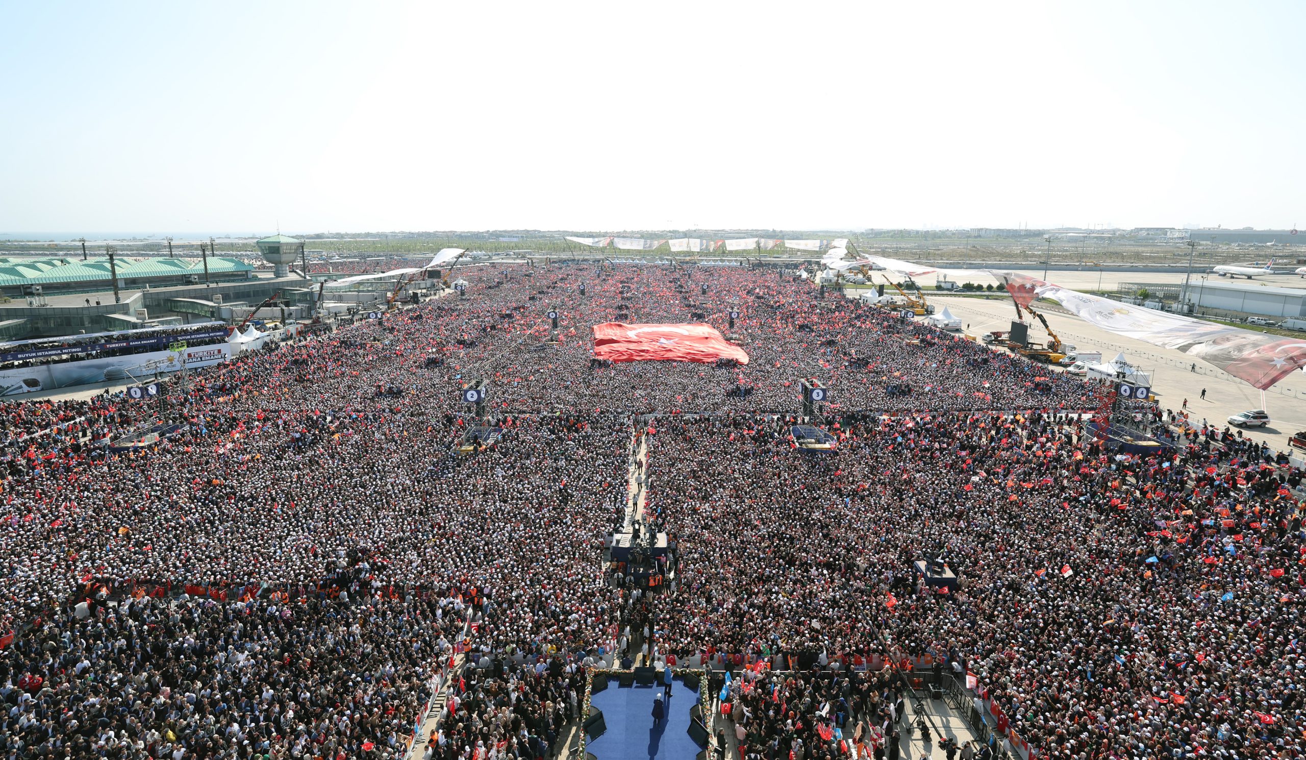 تركيا أردوغان تجمع انتخابي