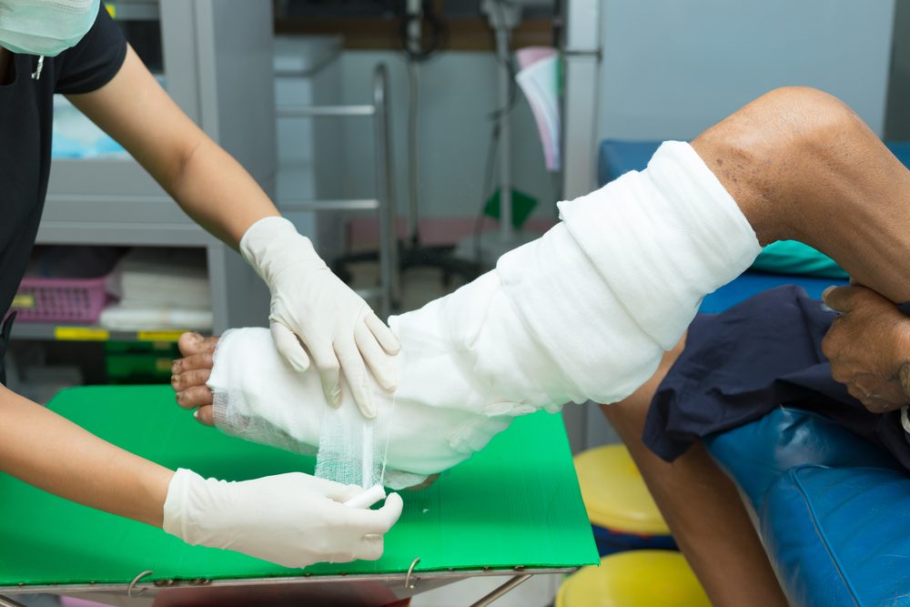 بكتيريا آكلة للحوم البشر.. مرض خطير قد يتسبب ببتر أطراف المصاب أو وفاته