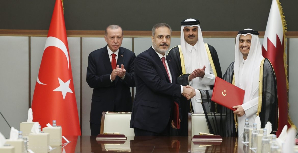 الإعلام القطري يشيد بـ”الشراكة الاستراتيجية” بين الدوحة وأنقرة.. وصف العلاقات بينهما بـ”الأخوية”