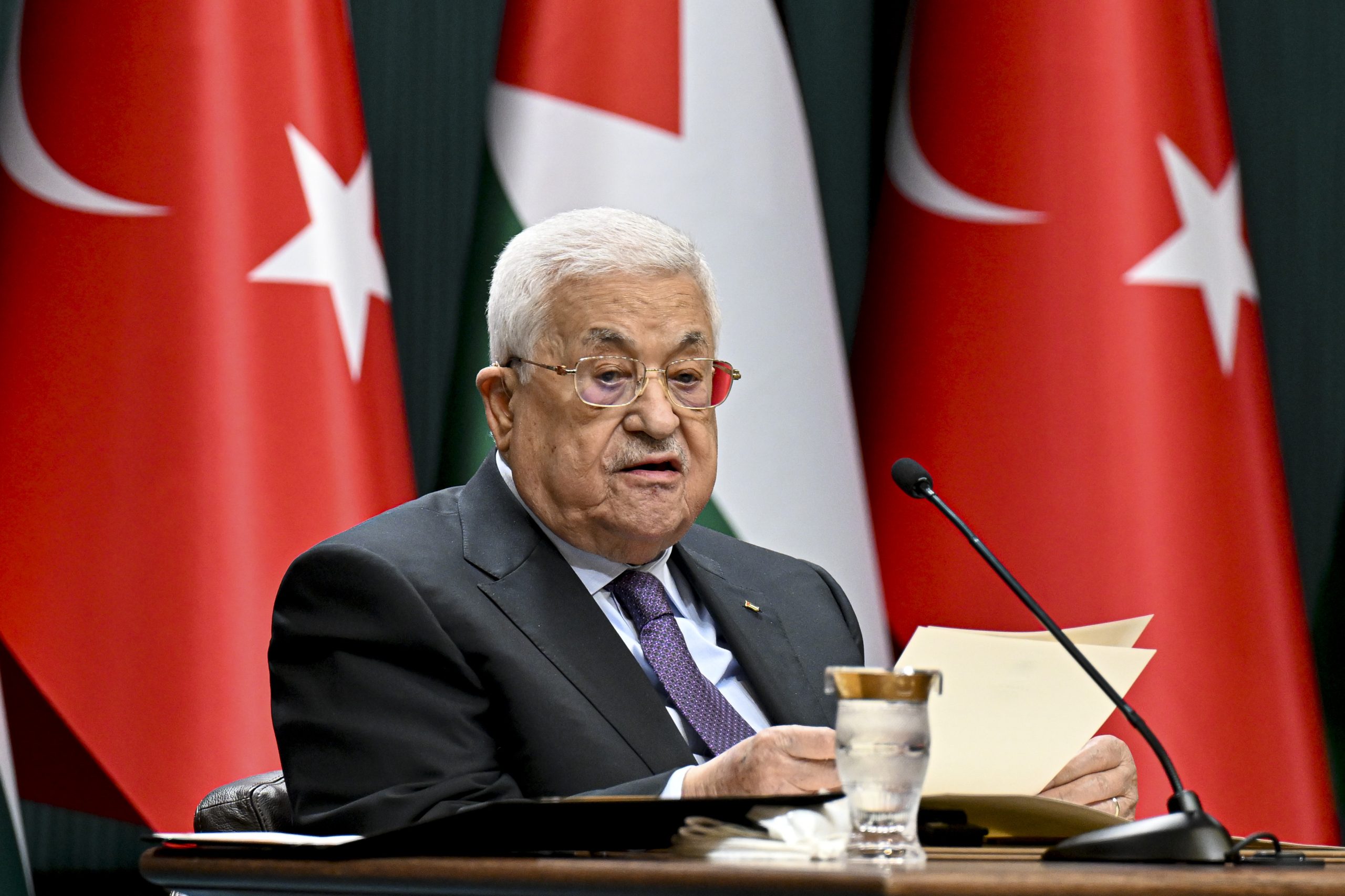أردوغان يؤكد رفضه لممارسات إسرائيل ويدعو لحل الدولتين.. وعباس يشيد بوقوف تركيا بجانب فلسطين