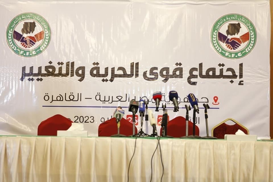 “المساومة التاريخية”.. كيف يخرج السودان من الحرب نحو السلام والديمقراطية؟