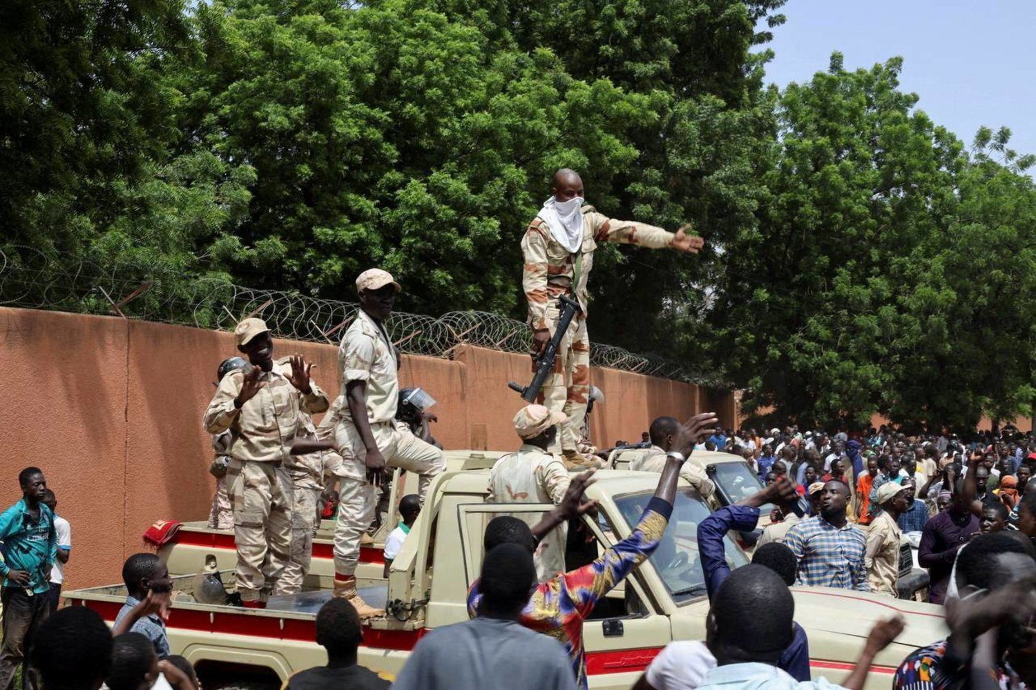 النيجر فرنسا الانقلاب