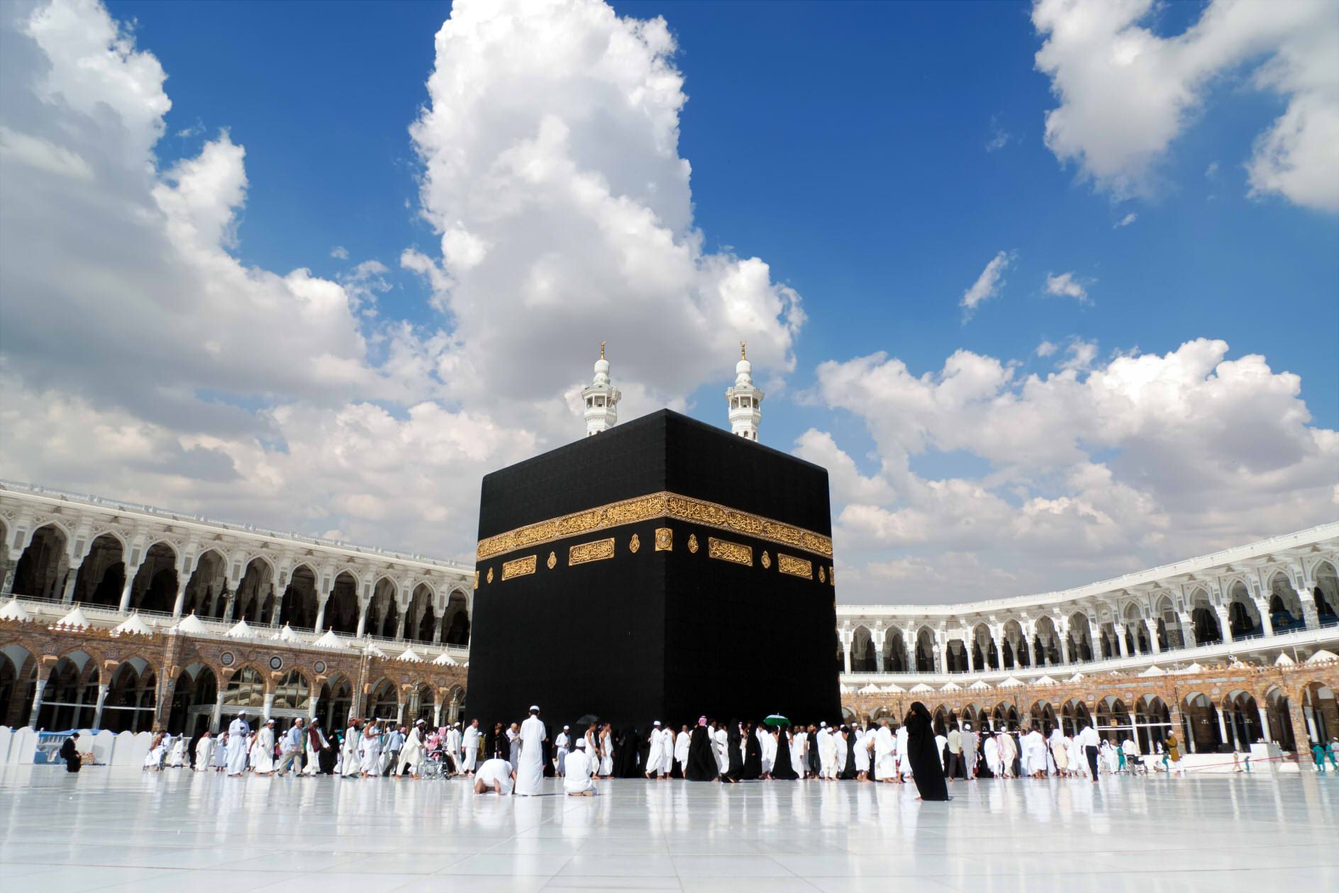 ماذا نفعل في مشاعر الاشتياق لمكة وقبر الرسول؟