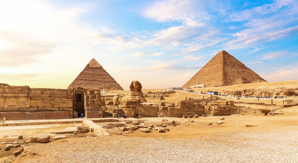 أهرامات الجيزة في مصر