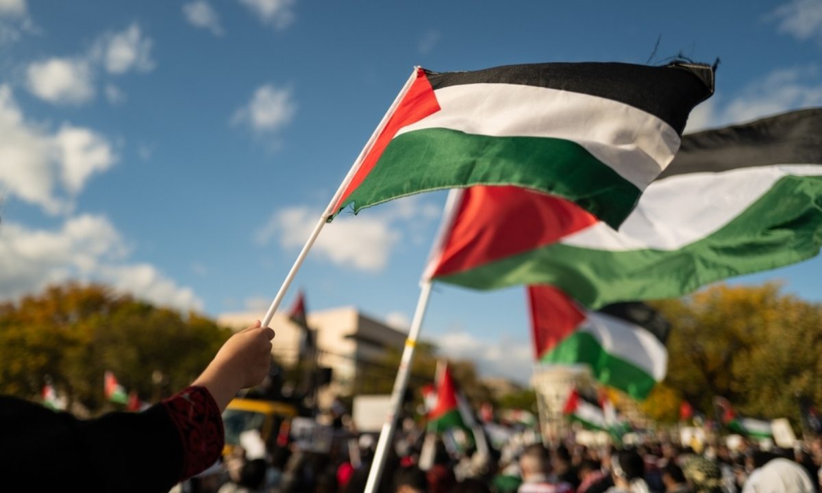 فلسطين