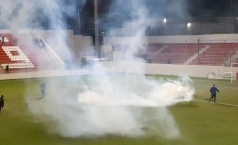 استاد فيصل الحسيني - وسائل التواصل الاجتماعي