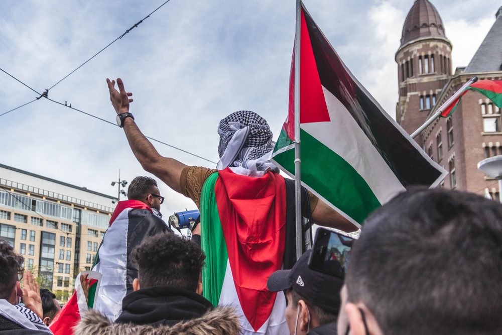 فلسطين -لماذا يجب أن نقف مع المقاومة
