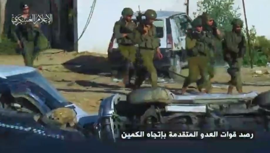 أوقعتهم في كمين وباغتتهم بوابل من الرصاص.. “القسام” تبث مشاهد جديدة لاستهداف جنود الاحتلال بغزة (فيديو)