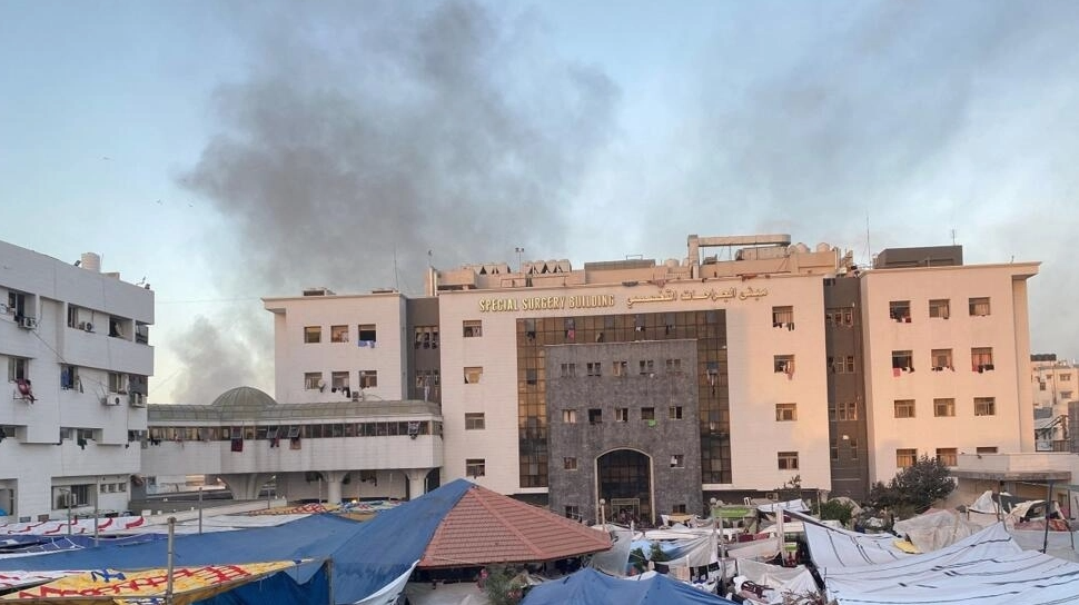الموظفين بمجمع الشفاء