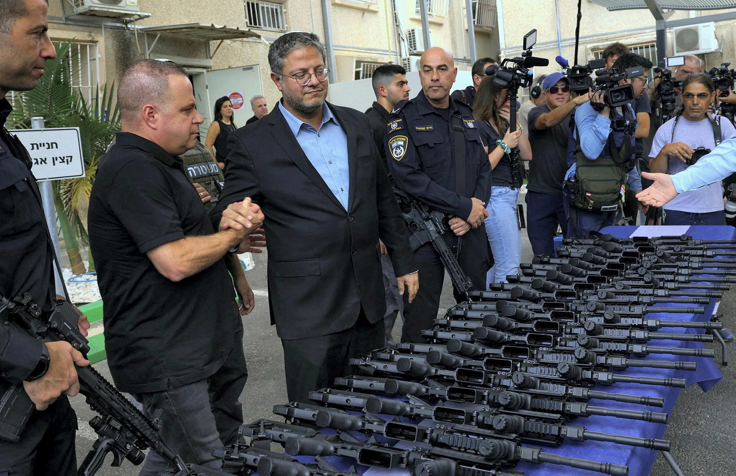 عنف المستوطنين بالضفة