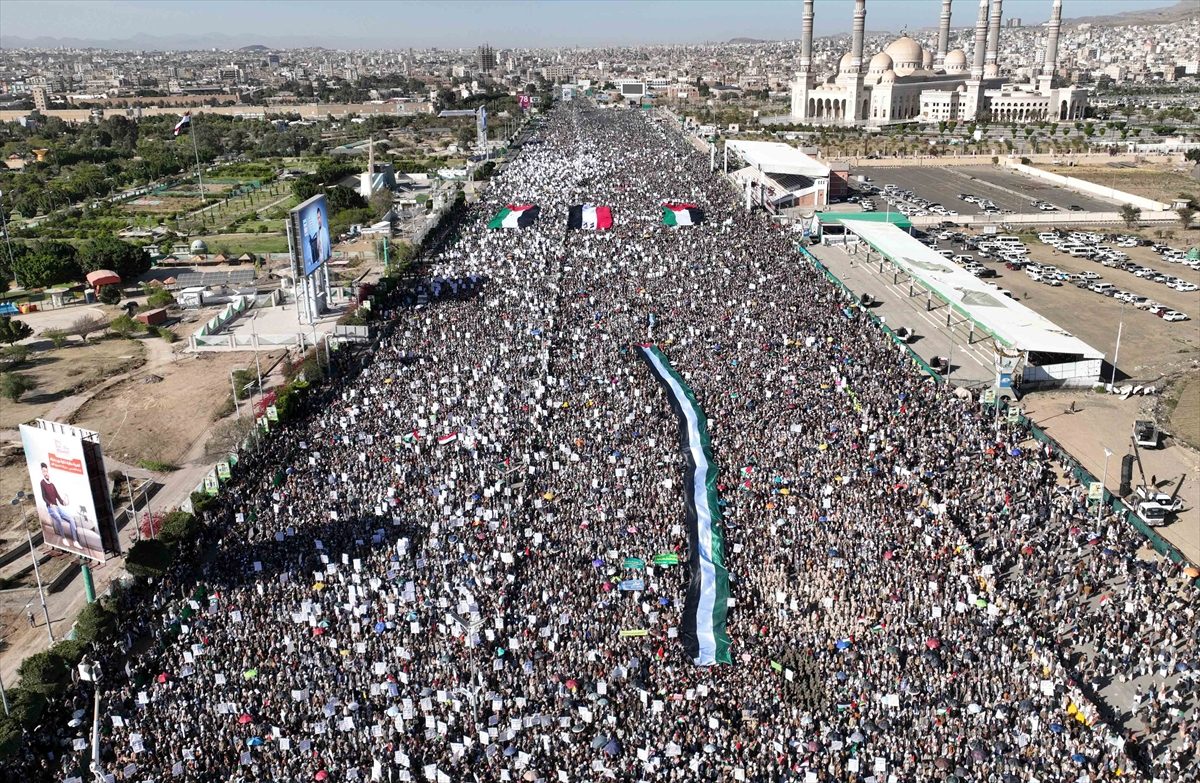مسلمو كندا يدعون البرلمانيين لإدانة هجمات إسرائيل بغزة.. ومظاهرات بصنعاء ونواكشوط لرفض العدوان (صور)