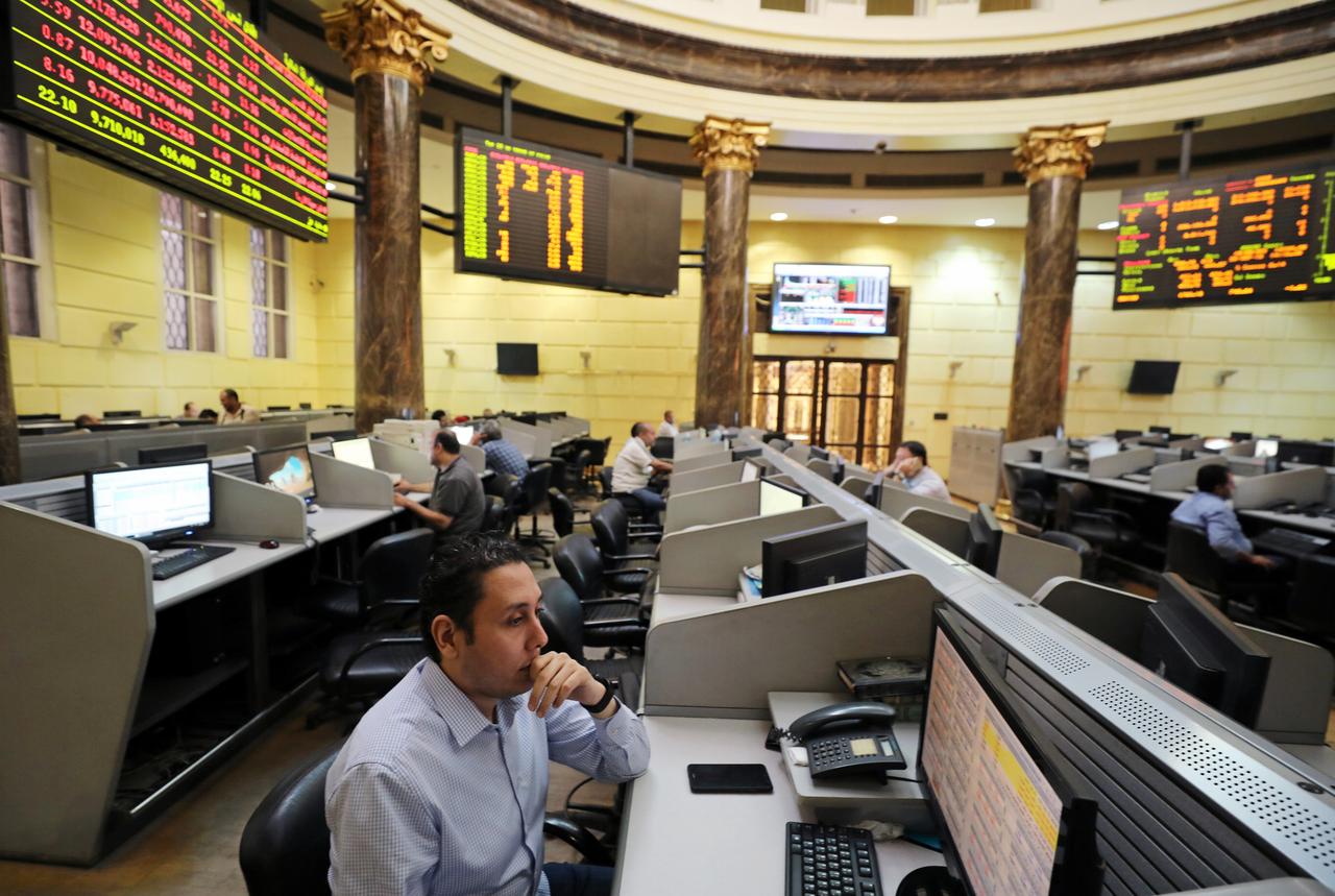بعد يومين من صفقة “رأس الحكمة”.. بورصة مصر تهوي 7% وتخسر أكثر من 140 مليار جنيه 