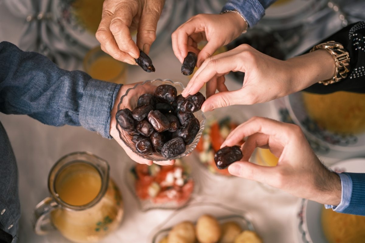 رمضان شهر صلة الأرحام