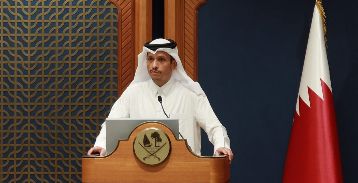 قطر: ملتزمون بدور الوساطة لكن نقيّمها حالياً