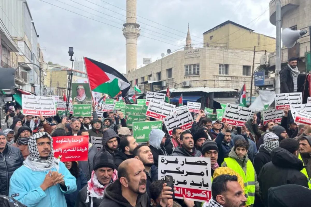 اعتقال مناهضي التطبيع مع إسرائيل