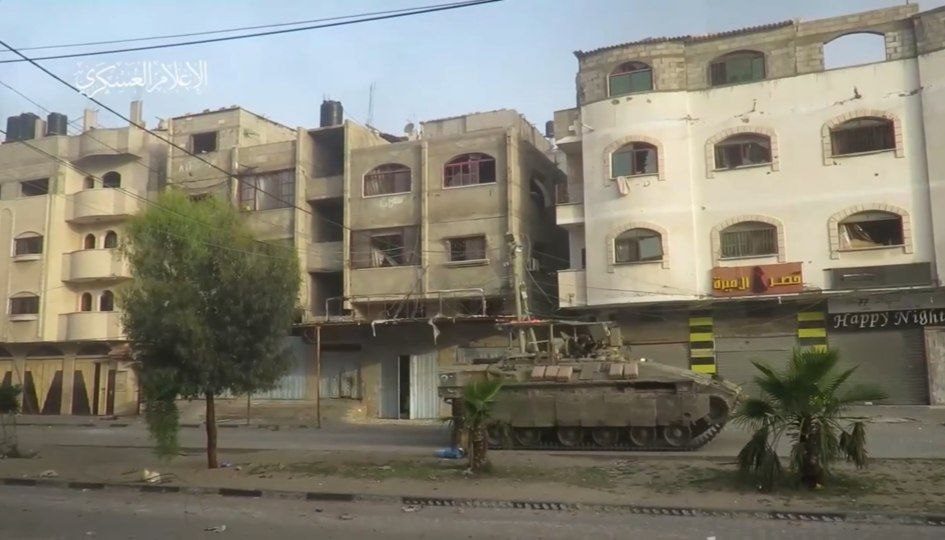 مشاهد لاستهداف قوات الاحتلال