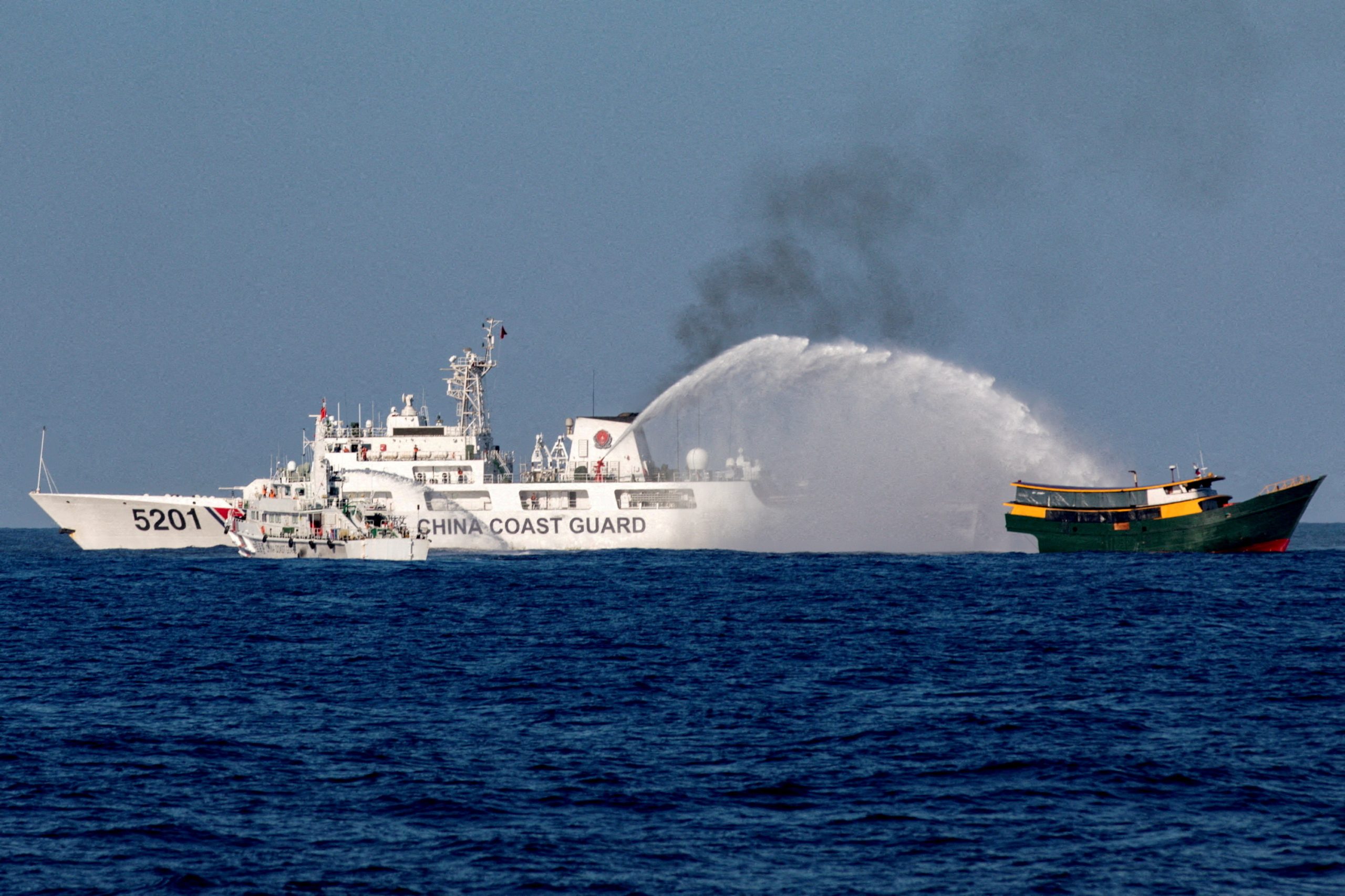 الأسطول الغامض.. حقيقة ميليشيات سفن الصيد الصينية التي يقول الغرب إنها أداة لفرض هيمنة بكين البحرية
