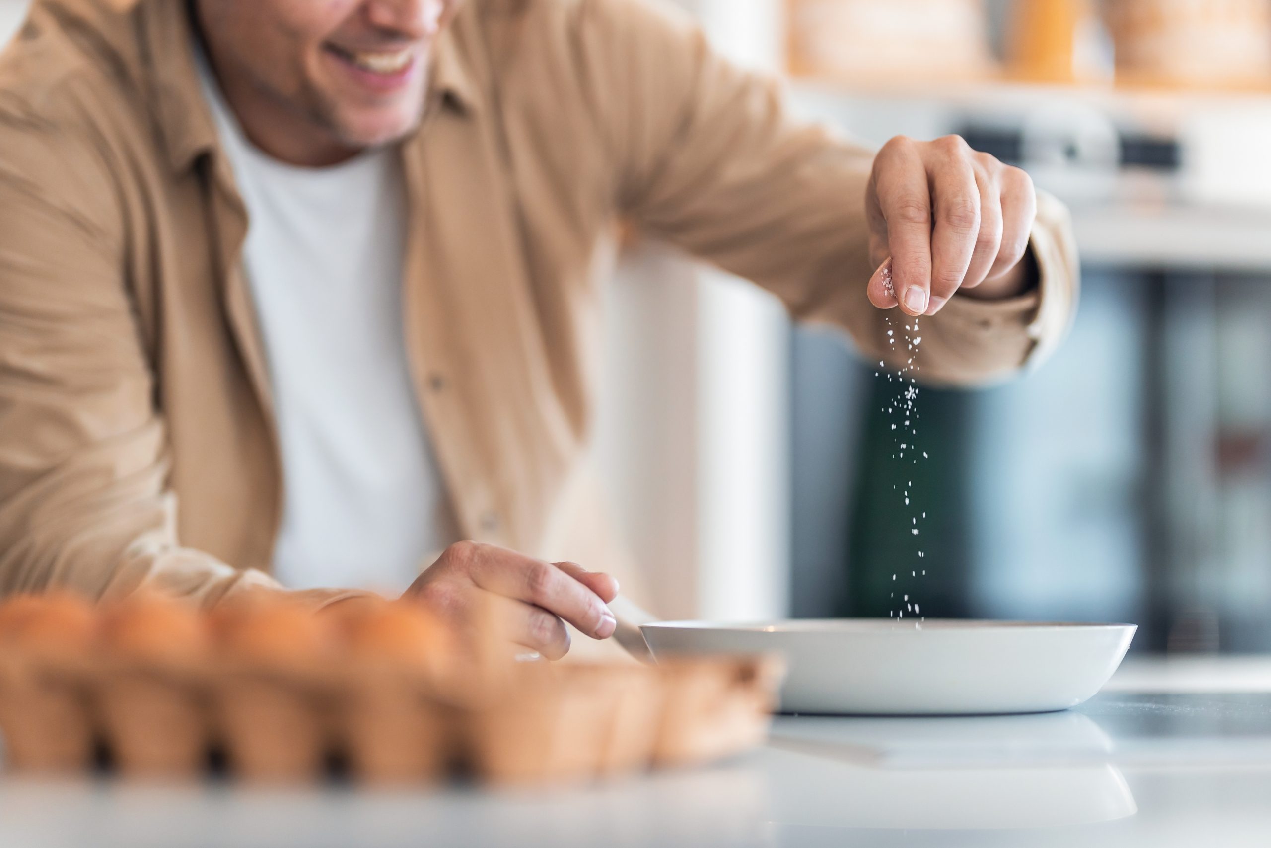 الدراسات أثبتت مخاطر الصوديوم العالي /Shutterstock