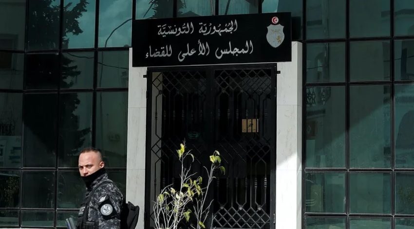 اعتقال المرشح الرئاسي التونسي المحتمل لطفي المرايحي.. السلطات وجهت له هذه الاتهامات