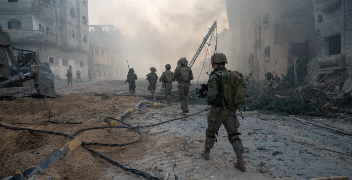 بعبوة “تلفزيونية”.. القسام تعلن إيقاع قوة إسرائيلية راجلة بين قتيل وجريح في حي الشجاعية بمدينة غزة
