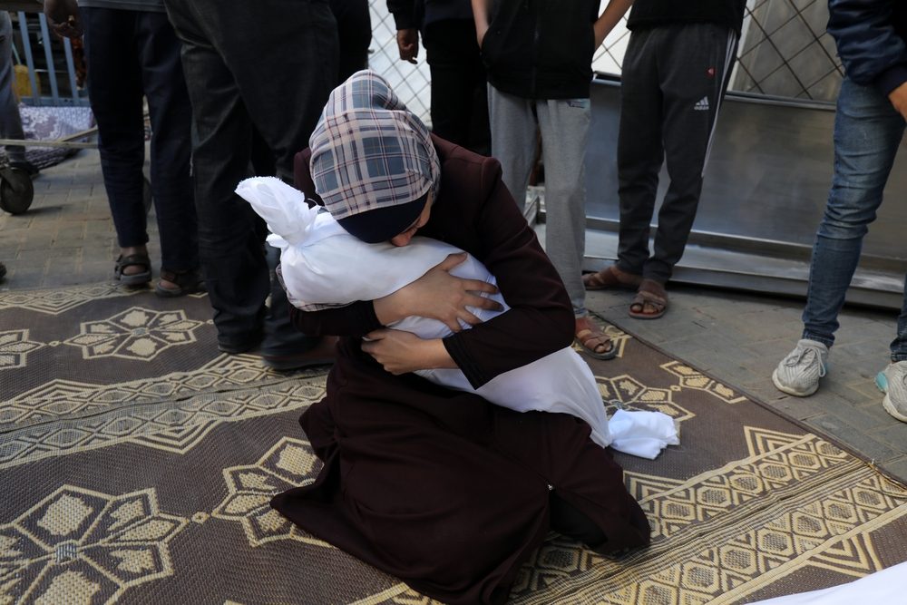منذ النكبة وحتى حرب غزة.. كيف تشن إسرائيل حرباً على أطفال فلسطين بكل الوسائل وبلا توقف؟