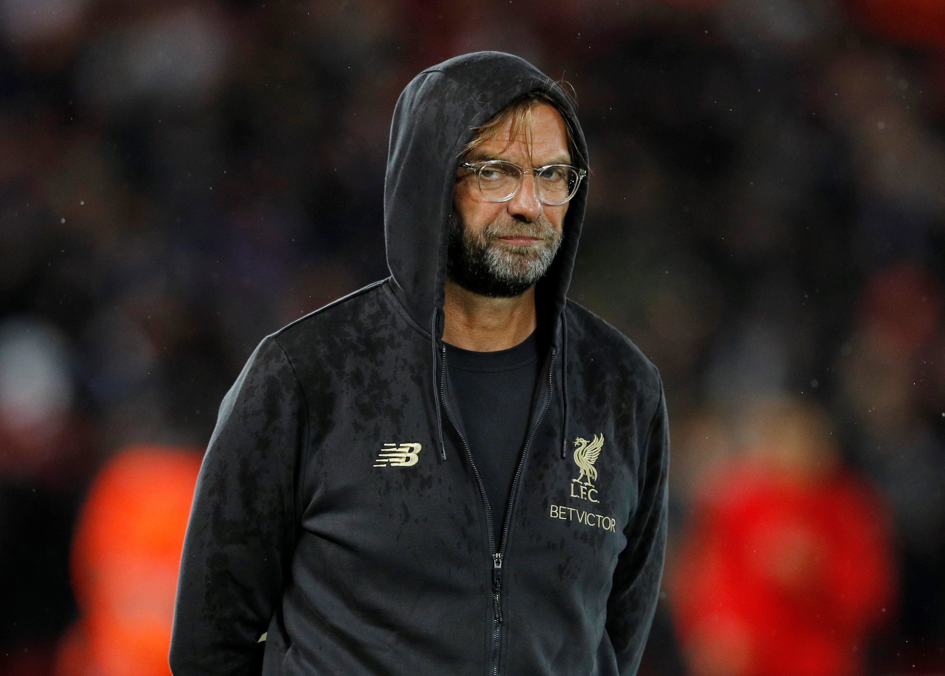 مدرب ليفربول يصرّح: لا ننتظر شيئاً من صلاح هذا الموسم.. والفريق سينافس على جميع الألقاب