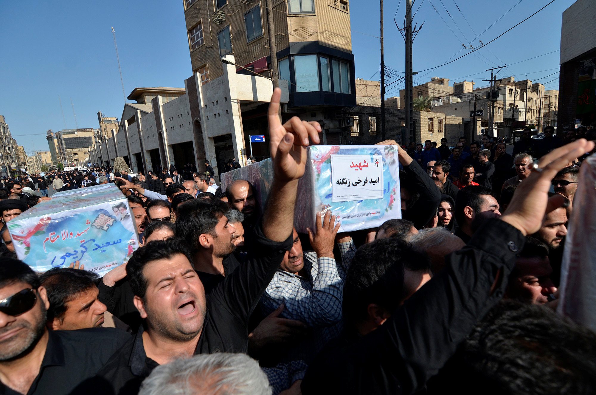 الهجوم على الحرس الثوري الإيراني